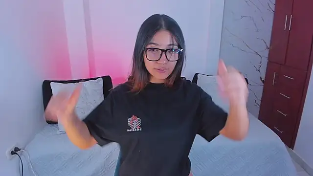 Snapshot of martina_roldam chatting on 21, 3, 2026 martina roldam online show from 21, 3, 2026