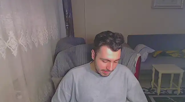 handsomeee04 online show from 1, 2, 2025