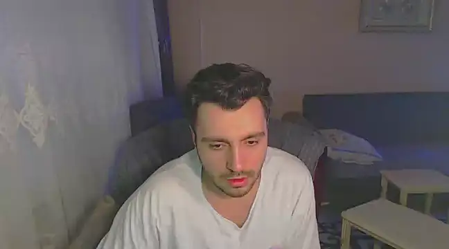 handsomeee04 online show from 2, 2, 2025