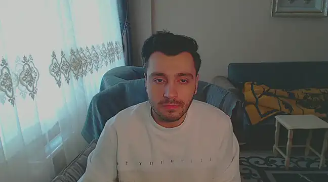 handsomeee04 online show from 3, 2, 2025