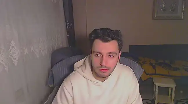 handsomeee04 online show from 7, 2, 2025