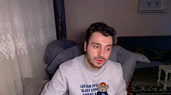 handsomeee04 online show from 19, 2, 2025