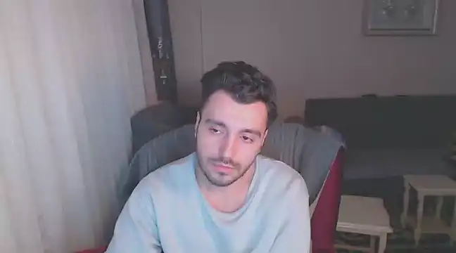 handsomeee04 online show from 13, 3, 2025