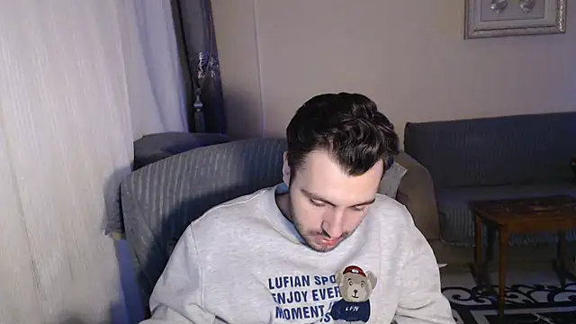 handsomeee04 online show from 13, 10, 2025