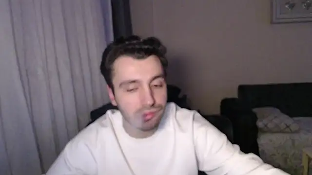 handsomeee04 online show from 24, 3, 2026