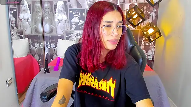 Snapshot of Nicole_Angels_ chatting on 2, 1, 2025 Nicole Angels online show from 2, 1, 2025