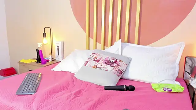 Snapshot of Nicole_Angels_ chatting on 30, 9, 2025 Nicole Angels online show from 30, 9, 2025