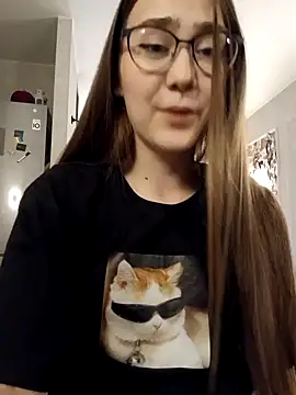 SashaMeow online show from 2, 2, 2025