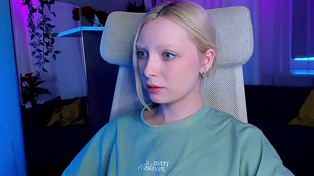 Snapshot of forget_me_not_eve chatting on 16, 2, 2025 forget me not eve online show from 16, 2, 2025