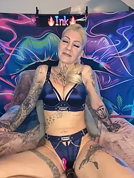 Snapshot of Tata-Ink chatting on 17, 10, 2025 Tata-Ink online show from 17, 10, 2025