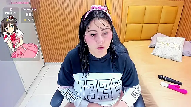 LOLAMAXI online show from 6, 2, 2026