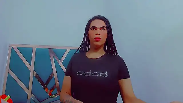 Snapshot of fox_naughty_violet chatting on 7, 11, 2025 fox naughty violet online show from 7, 11, 2025