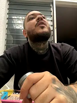 El Titan1998 online show from 2, 12, 2025