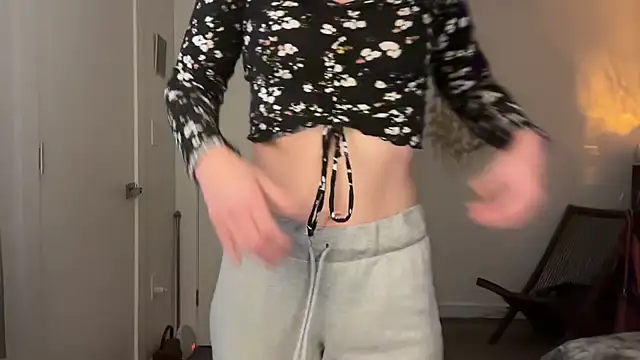 leahsparkles online show from 18, 2, 2026