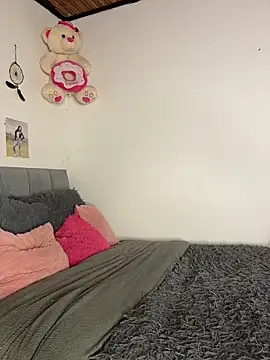 Snapshot of Charlotemonroe chatting on 16, 11, 2025 Charlotemonroe online show from 16, 11, 2025