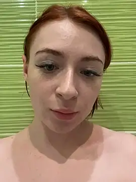 Cuteroxyfoxy online show from 17, 2, 2025