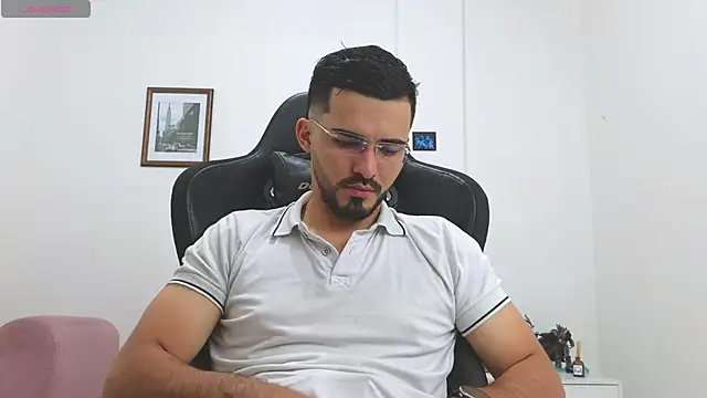 Massimoo 07 online show from 6, 11, 2025