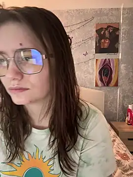 Snapshot of Sabrina_shells chatting on 4, 3, 2026 Sabrina shells online show from 4, 3, 2026