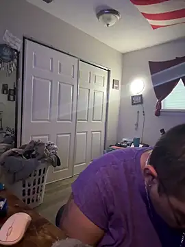 Snapshot of cloudy_couple444 chatting on 21, 10, 2025 cloudy couple444 online show from 21, 10, 2025