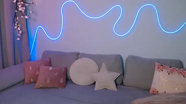 Haley Vixen online show from 11, 11, 2025