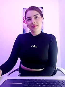 VictoriaMolina online show from 17, 11, 2025