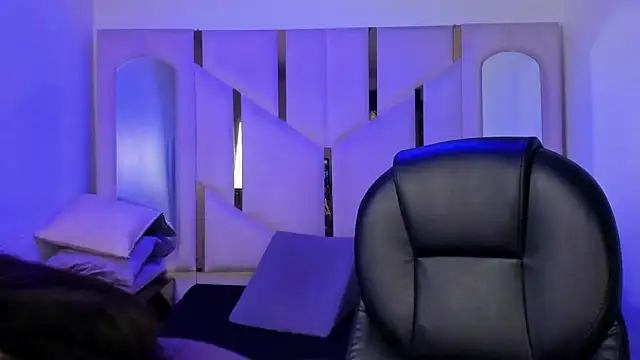 Snapshot of IsabellRodriguez18 chatting on 7, 3, 2026 IsabellRodriguez18 online show from 7, 3, 2026