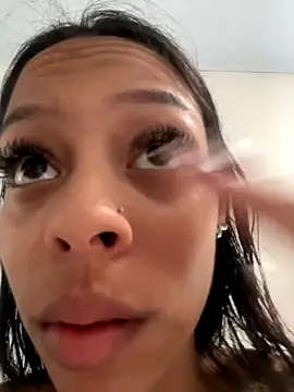 Snapshot of two_milkyway chatting on 16, 10, 2025 two milkyway online show from 16, 10, 2025