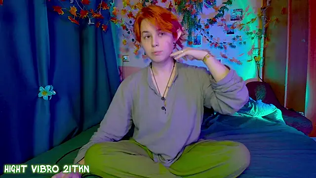 TrickyKitsune online show from 27, 11, 2025