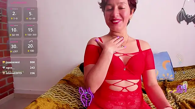 Snapshot of Laura_hellss chatting on 3, 2, 2025 Laura hellss online show from 3, 2, 2025