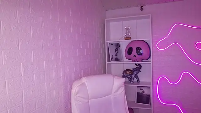 StellaFrost online show from 15, 11, 2025