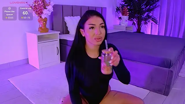 Snapshot of evanew_ chatting on 11, 2, 2026 evanew online show from 11, 2, 2026