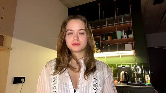 RoxyStar17 online show from 13, 1, 2025