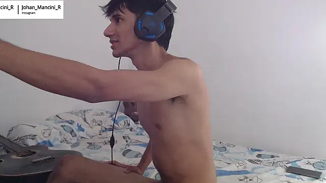 Snapshot of Johan_Mancini_R chatting on 11, 1, 2025 Johan Mancini R online show from 11, 1, 2025