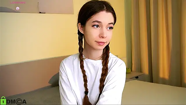 LittleOriana online show from 19, 1, 2025