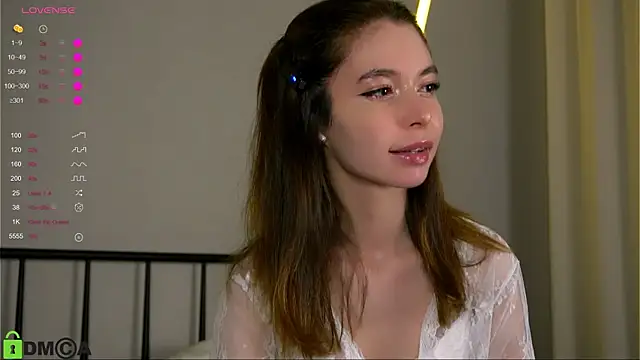 LittleOriana online show from 28, 9, 2025