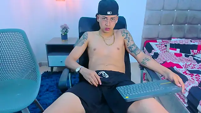 Snapshot of Br4ndxpimm chatting on 21, 3, 2026 Br4ndxpimm online show from 21, 3, 2026