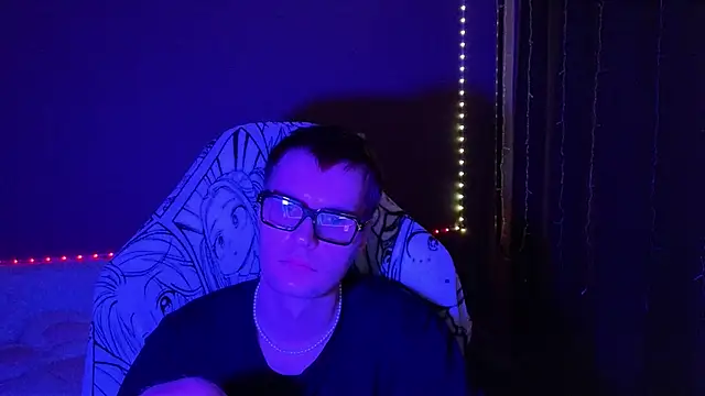 Leonnextdoor online show from 13, 1, 2025