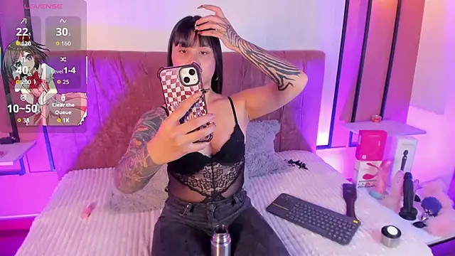 Nathalia Stone online show from 20, 11, 2025