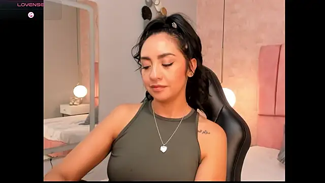 MAGIC AURORAA online show from 20, 3, 2025