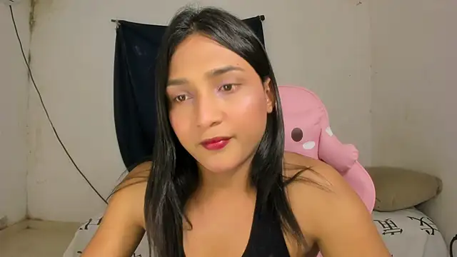 Miss noah18 online show from 4, 11, 2025