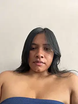 Ninabrunette18 online show from 29, 12, 2024