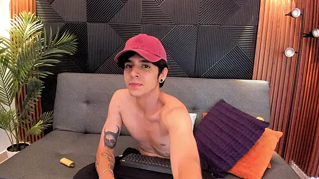 saul novak online show from 2, 1, 2025