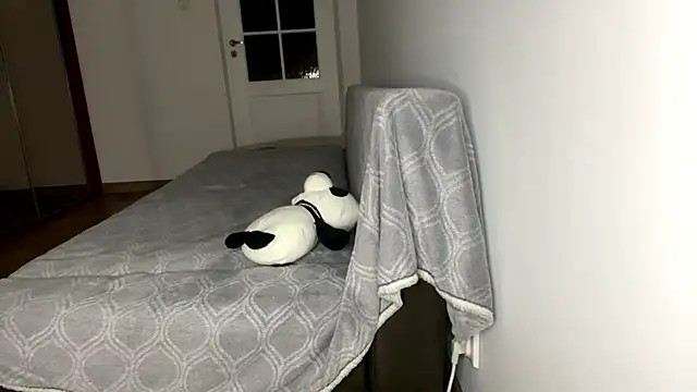 SelinaHope18 online show from 14, 1, 2025