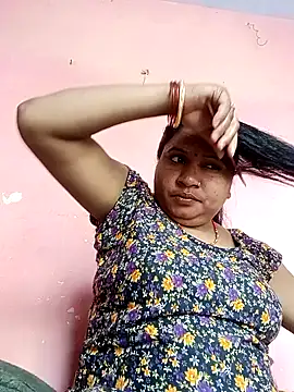 Snapshot of Aadhya_Bahri chatting on 20, 1, 2025 Aadhya Bahri online show from 20, 1, 2025