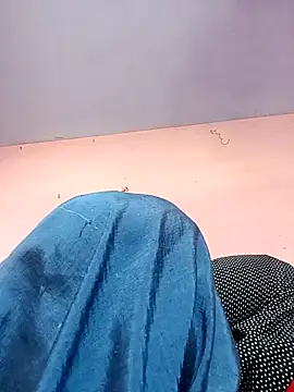 Snapshot of Aadhya_Bahri chatting on 25, 1, 2025 Aadhya Bahri online show from 25, 1, 2025