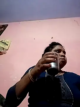 Snapshot of Aadhya_Bahri chatting on 1, 2, 2025 Aadhya Bahri online show from 1, 2, 2025