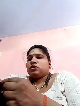 Snapshot of Aadhya_Bahri chatting on 2, 2, 2025 Aadhya Bahri online show from 2, 2, 2025