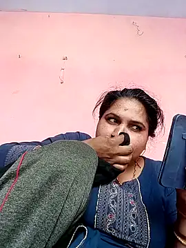 Snapshot of Aadhya_Bahri chatting on 3, 2, 2025 Aadhya Bahri online show from 3, 2, 2025