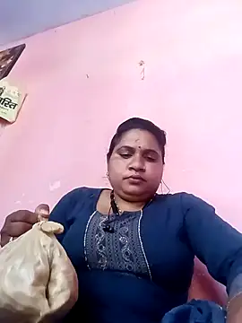 Snapshot of Aadhya_Bahri chatting on 6, 3, 2025 Aadhya Bahri online show from 6, 3, 2025