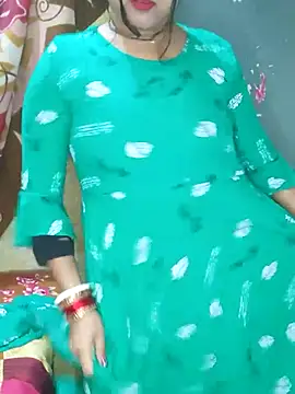 Hot muskaan online show from 8, 1, 2025